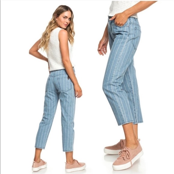 Roxy Denim - Roxy Relaxed Pinstripe Cropped Capri Jeans Size 25 Light Wash